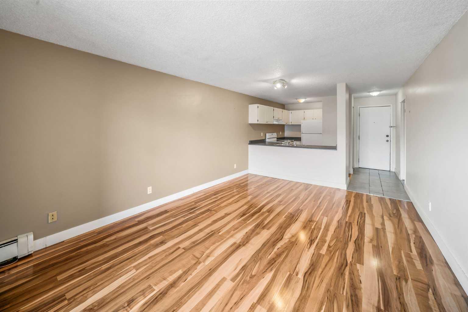 1915 26 Street SW 303