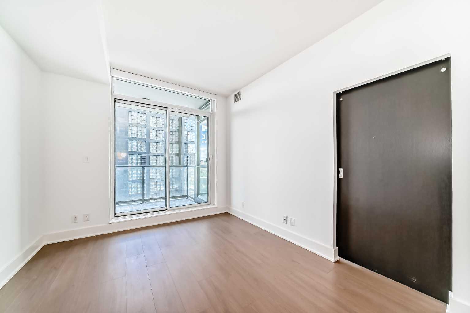 550 Riverfront Avenue SE 809