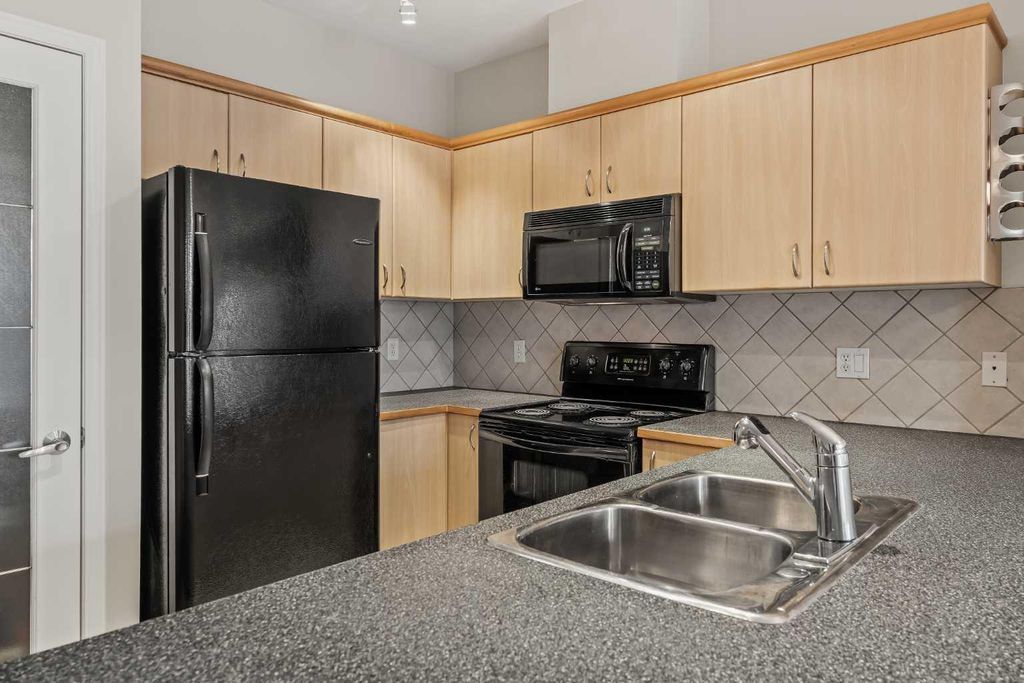 Photo of 3651 Marda Link SW #206, Calgary, AB T3T 6J7 (MLS # A2287127)