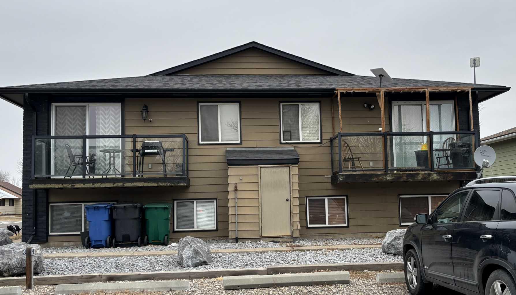 1701 St Edward Boulevard N 2