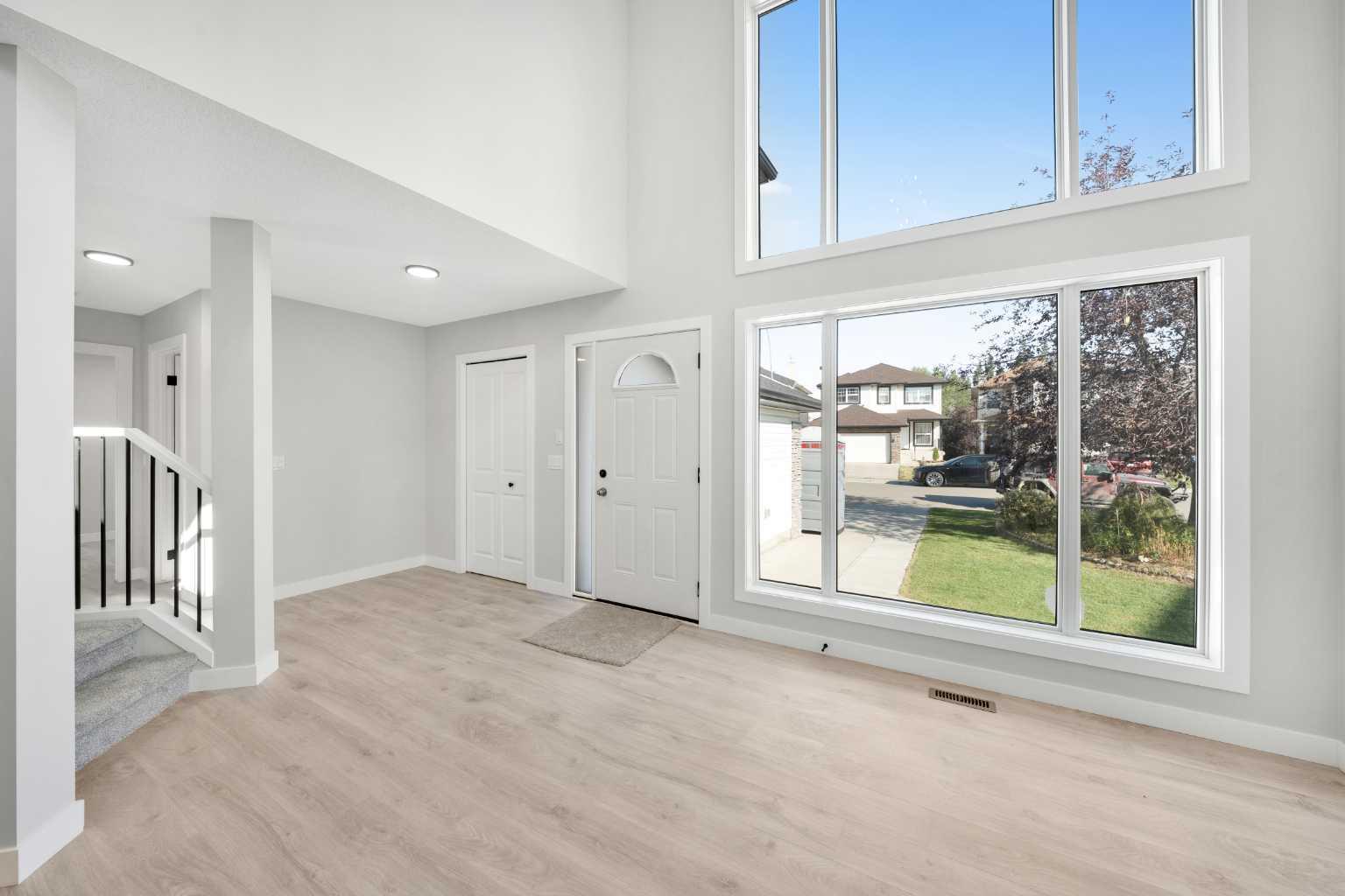 184 Panorama Hills Manor NW