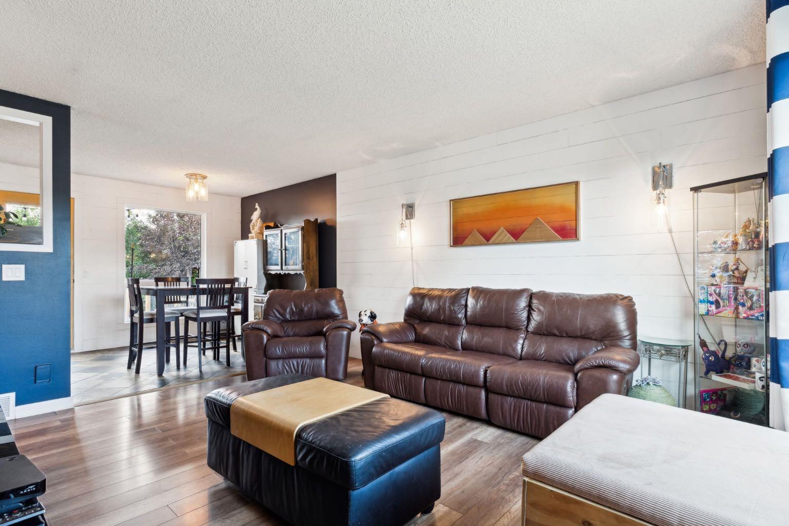 147 Falchurch Crescent NE