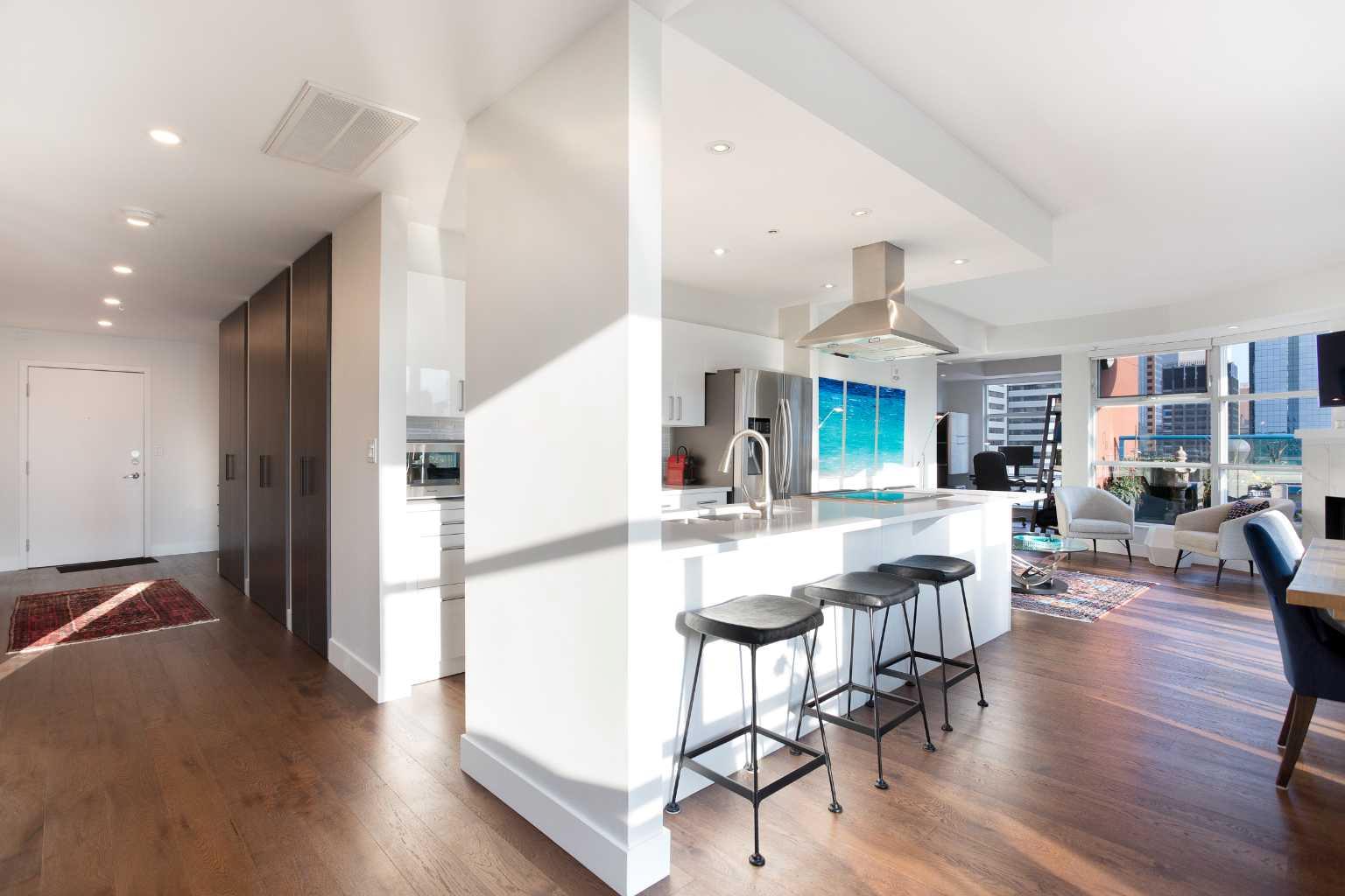 205 Riverfront Avenue SW 1005