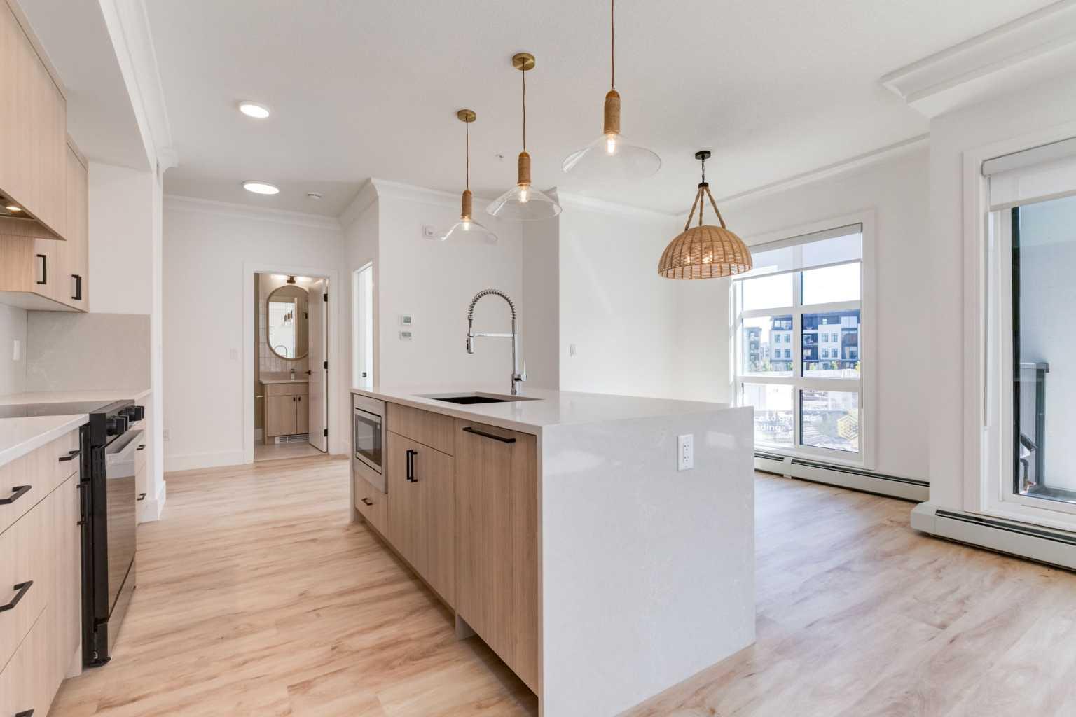 330 Dieppe Drive SW 402