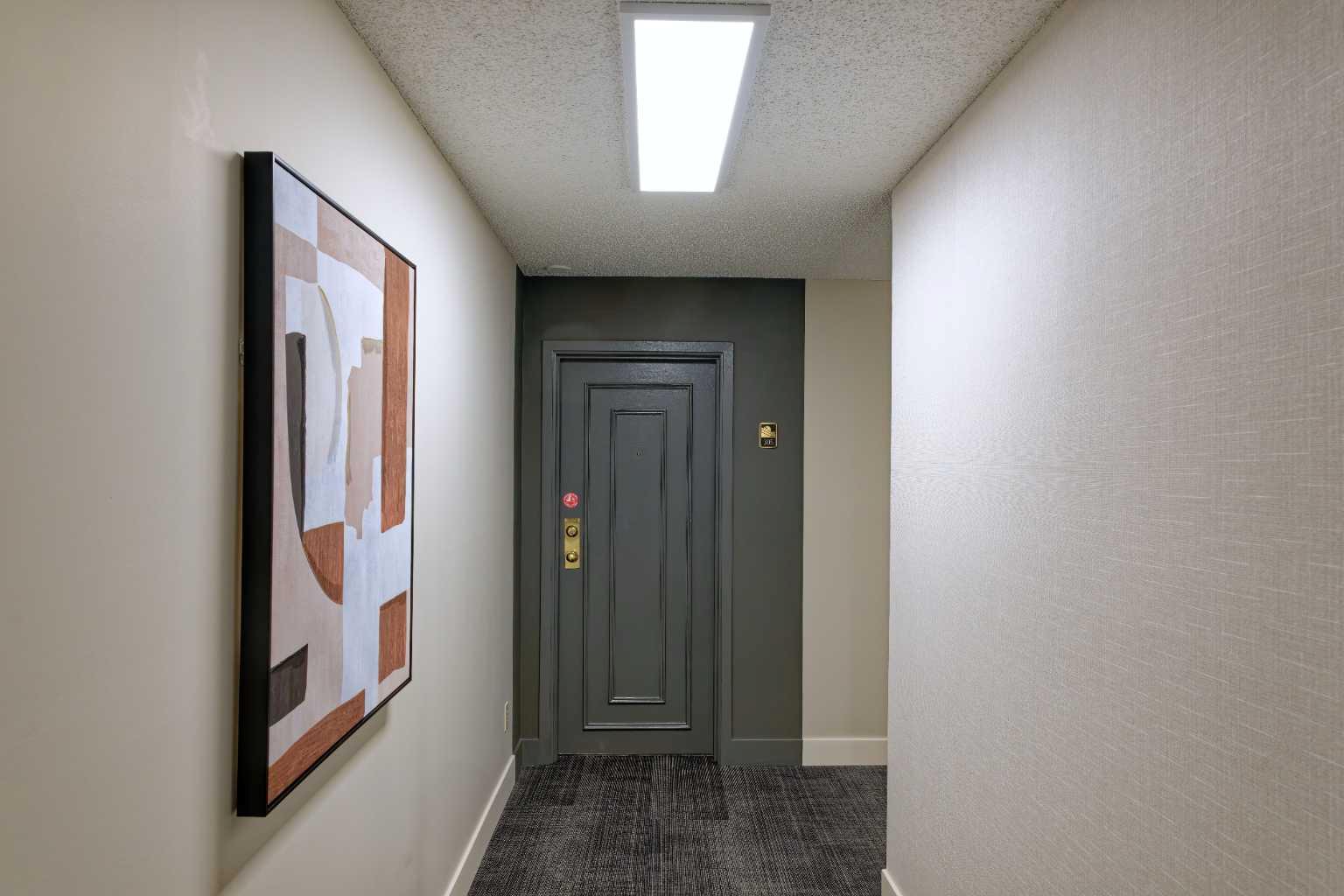 225 25 Avenue SW 305