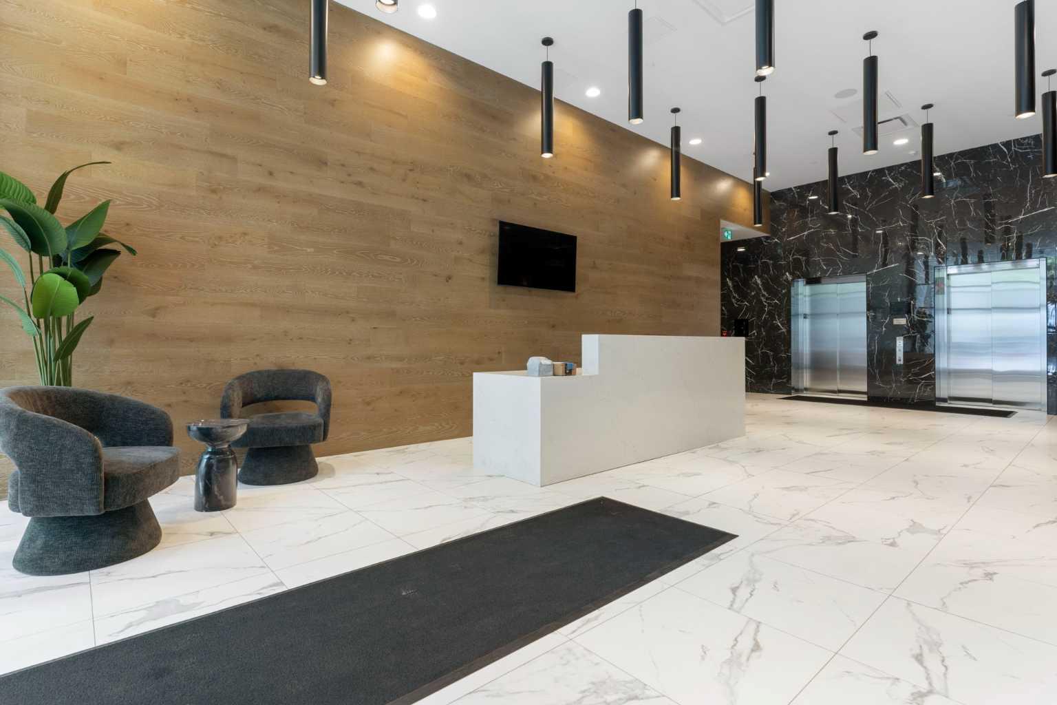 110 18A Street NW 451