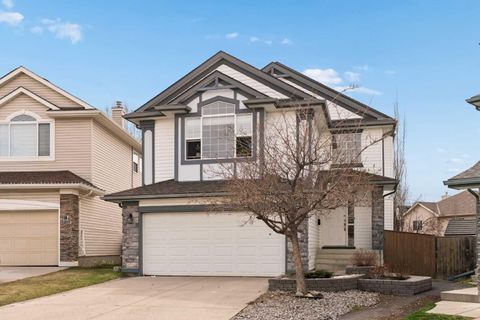 Photo of 68 Cranfield Place SE, Calgary, AB T3M 1B3 (MLS # A2307242)