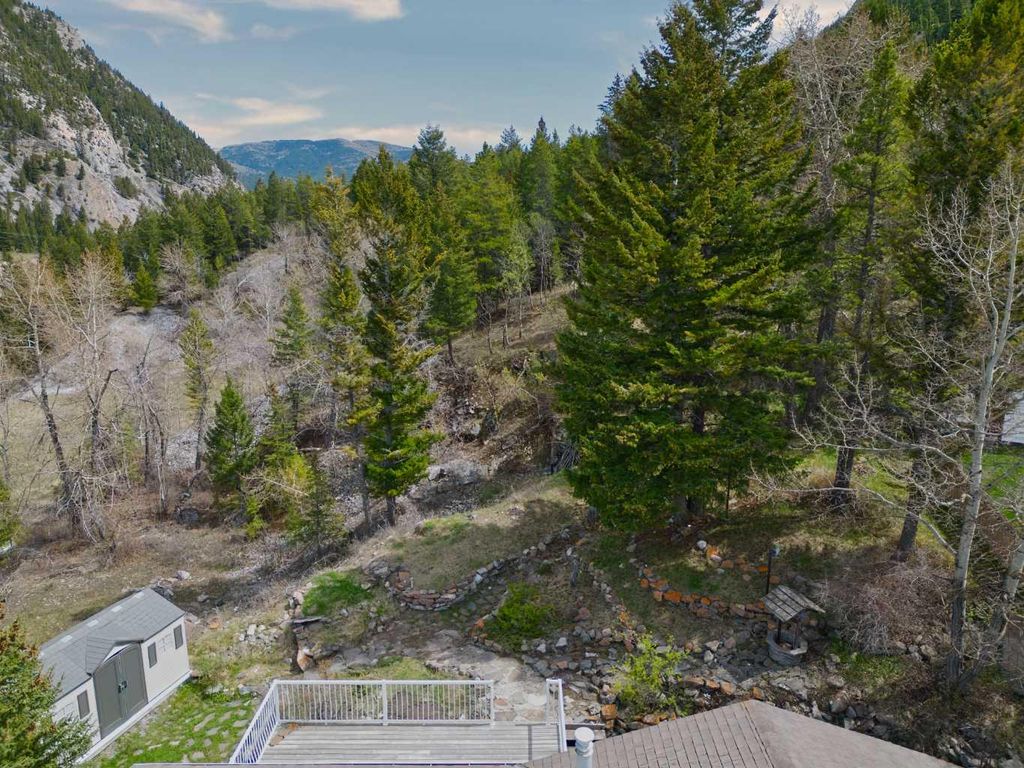 Photo of 13553 18 Avenue, Blairmore, AB T0K 0E0 (MLS # A2310132)