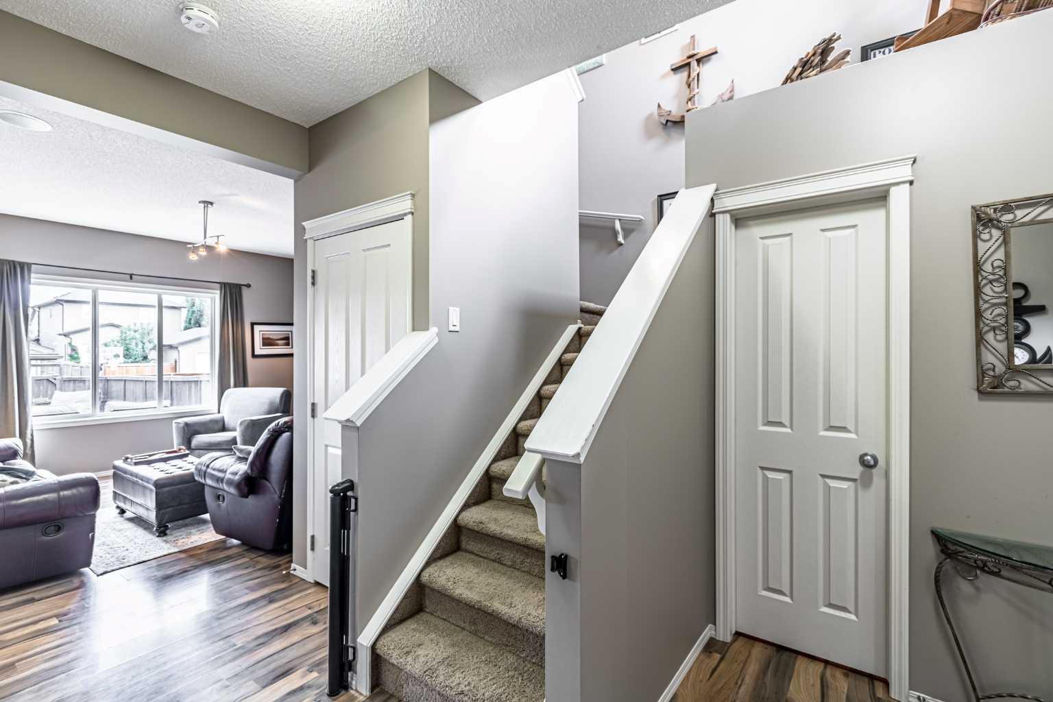 14 Elgin Meadows Way SE