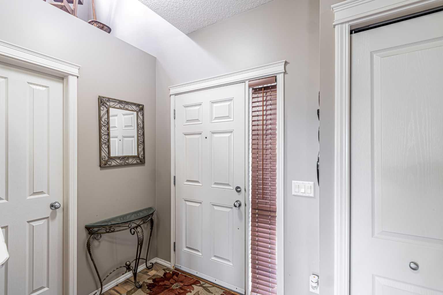 14 Elgin Meadows Way SE