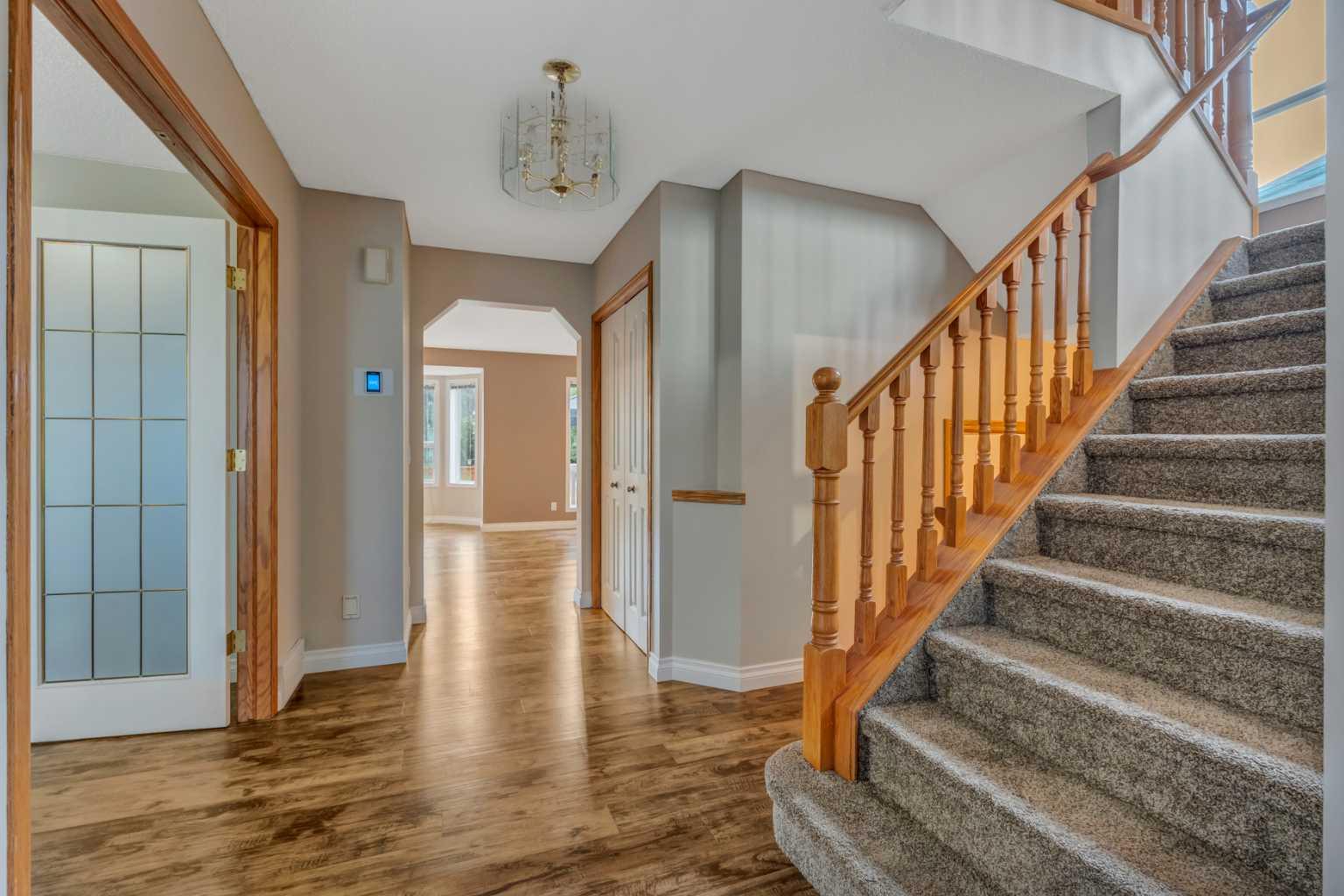 60 Citadel Peak Mews NW