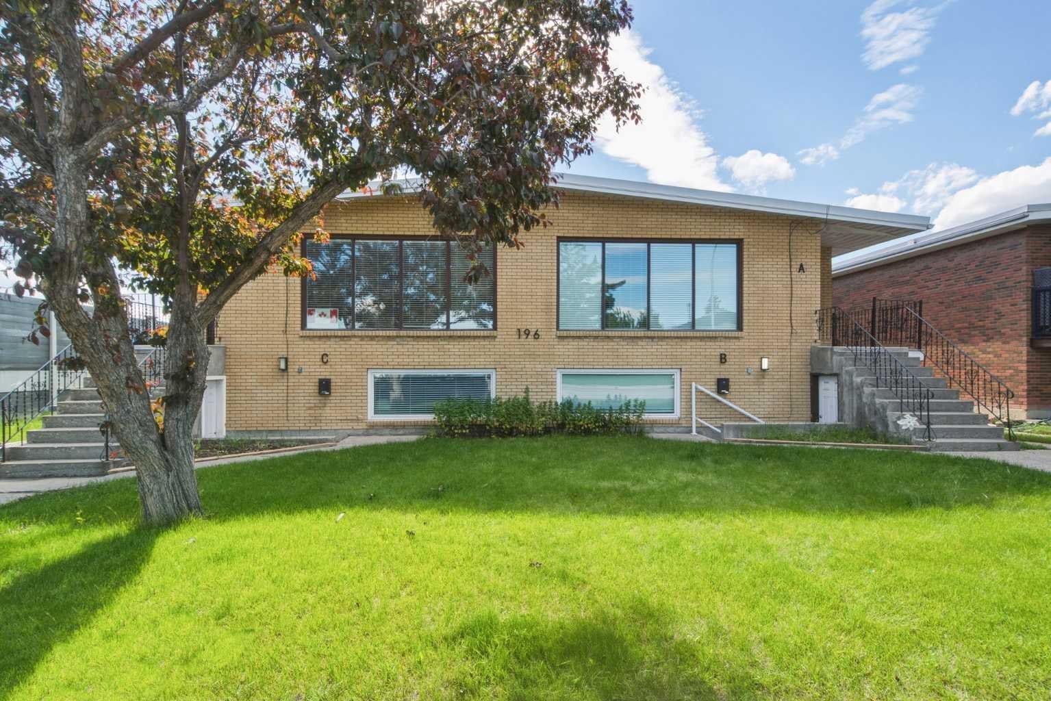 196 Gordon Drive SW