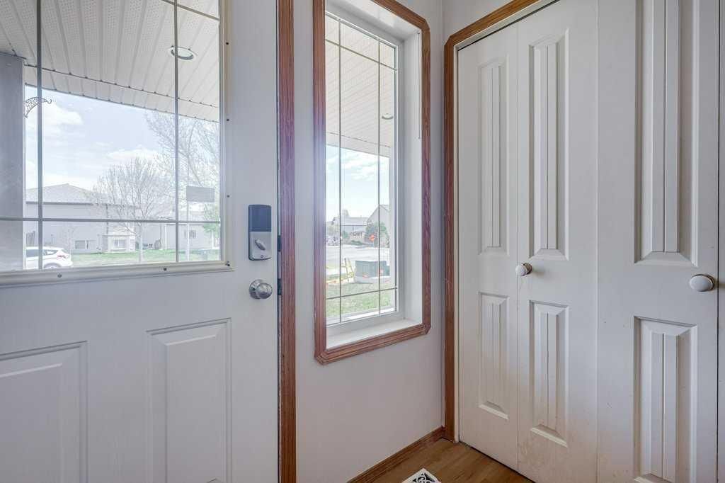 Photo of 68 Herder Drive, Sylvan Lake, AB T4S 1X8 (MLS # A2299966)