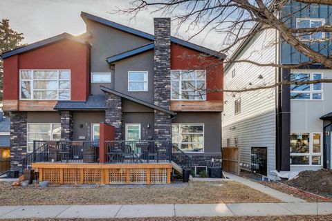 407 17 Avenue NW 1 Calgary AB T2M 0N2