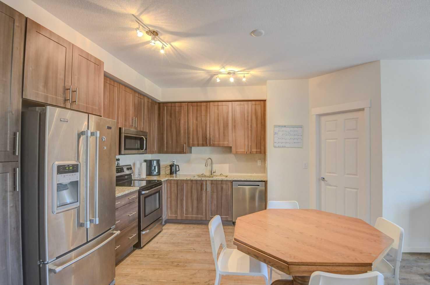99 copperstone Park SE 2414
