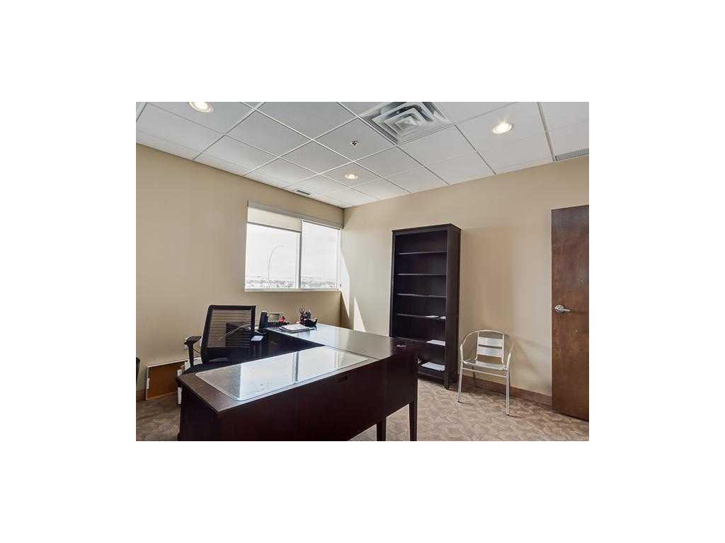 52 Gateway Drive NE 220