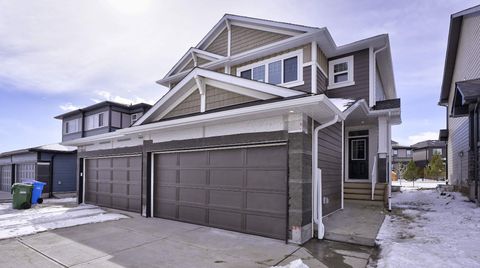 264 Legacy Glen Parade SE Calgary AB T2X 5Z6
