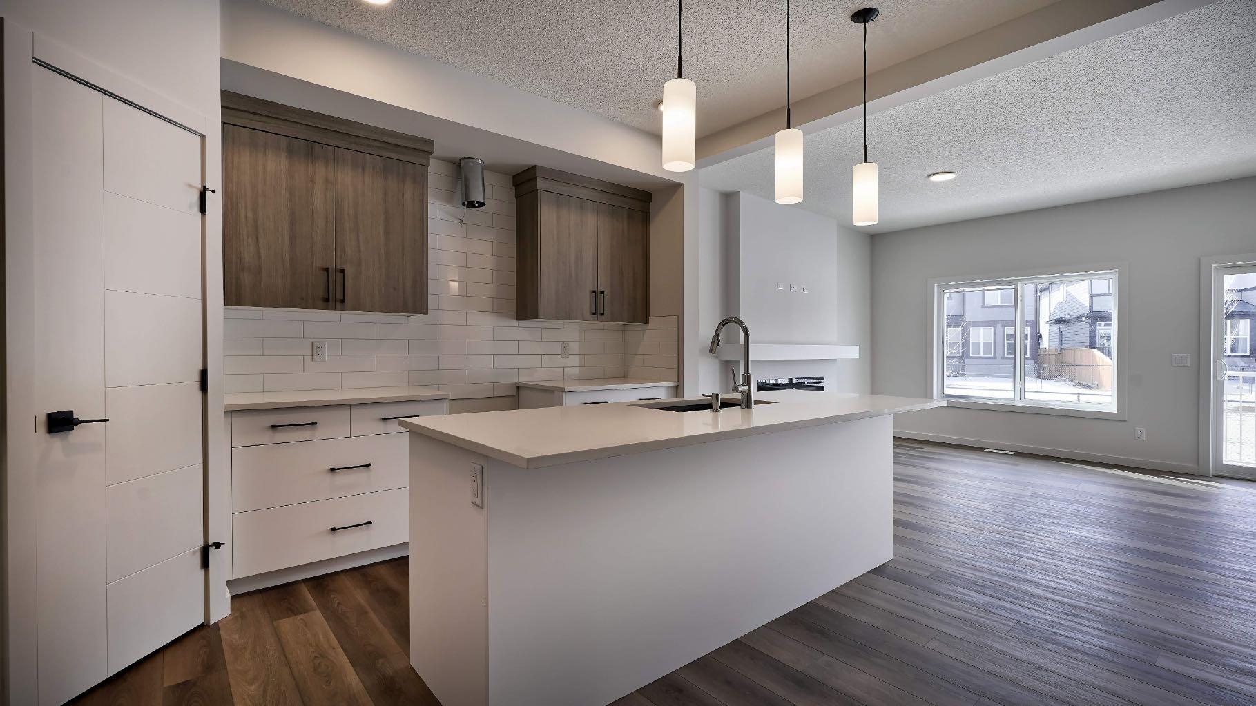 264 Legacy Glen Parade SE