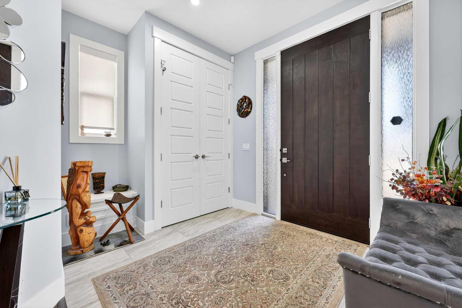 329 Kinniburgh Cove