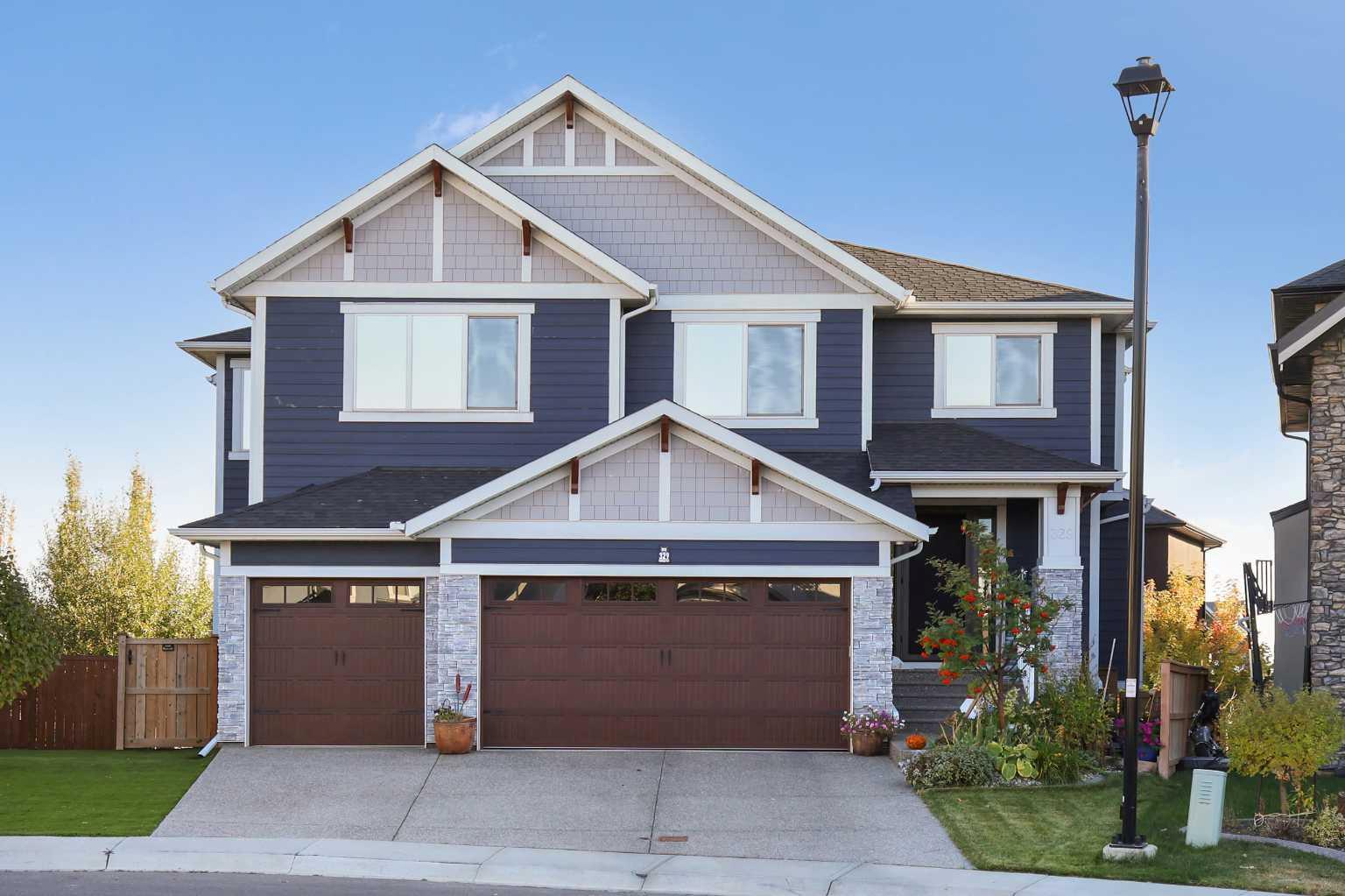 329 Kinniburgh Cove
