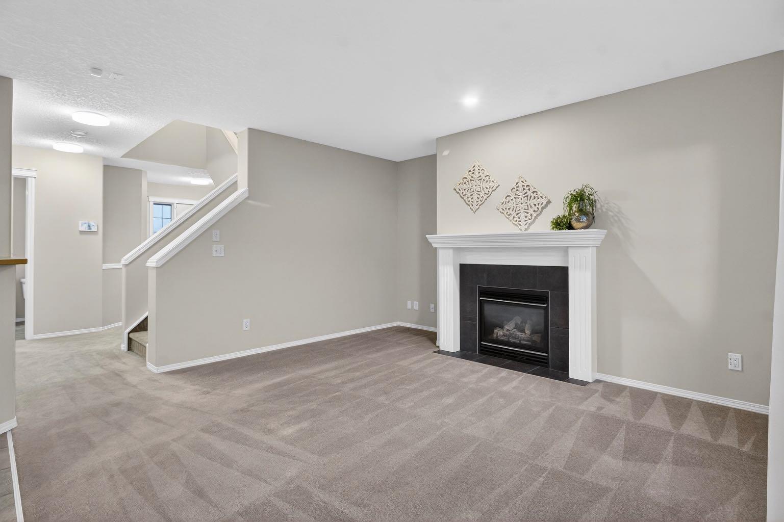 147 Everstone Rise SW