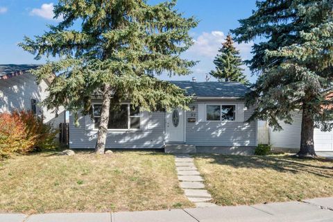 67 Fallswater Crescent NE Calgary AB T3J 1B5