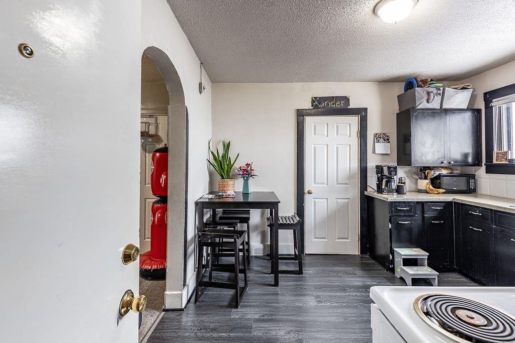Photo of 447 Allowance Avenue SE, Medicine Hat, AB T1A 3E1 (MLS # A2292468)