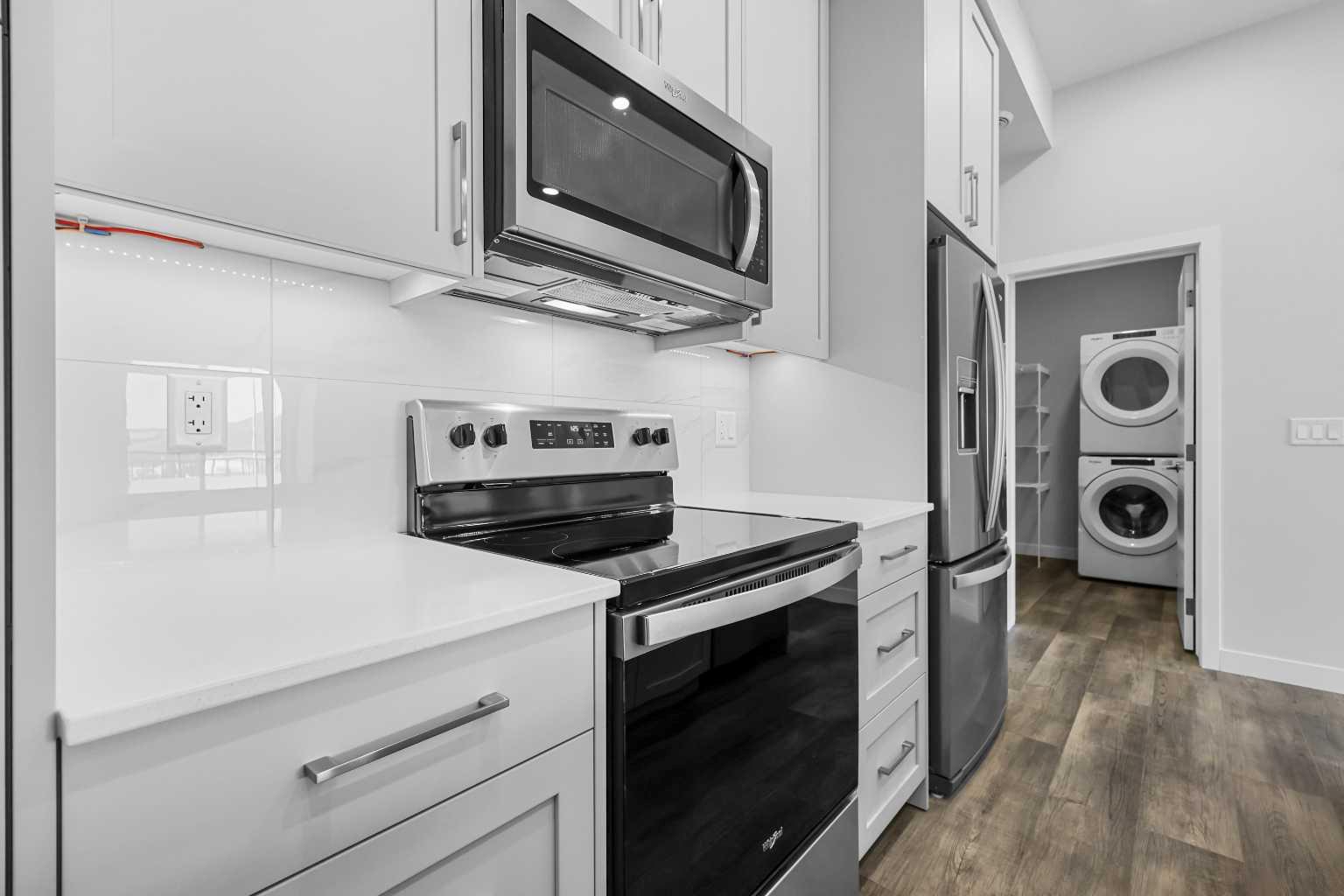 255 Les Jardins Park SE 406