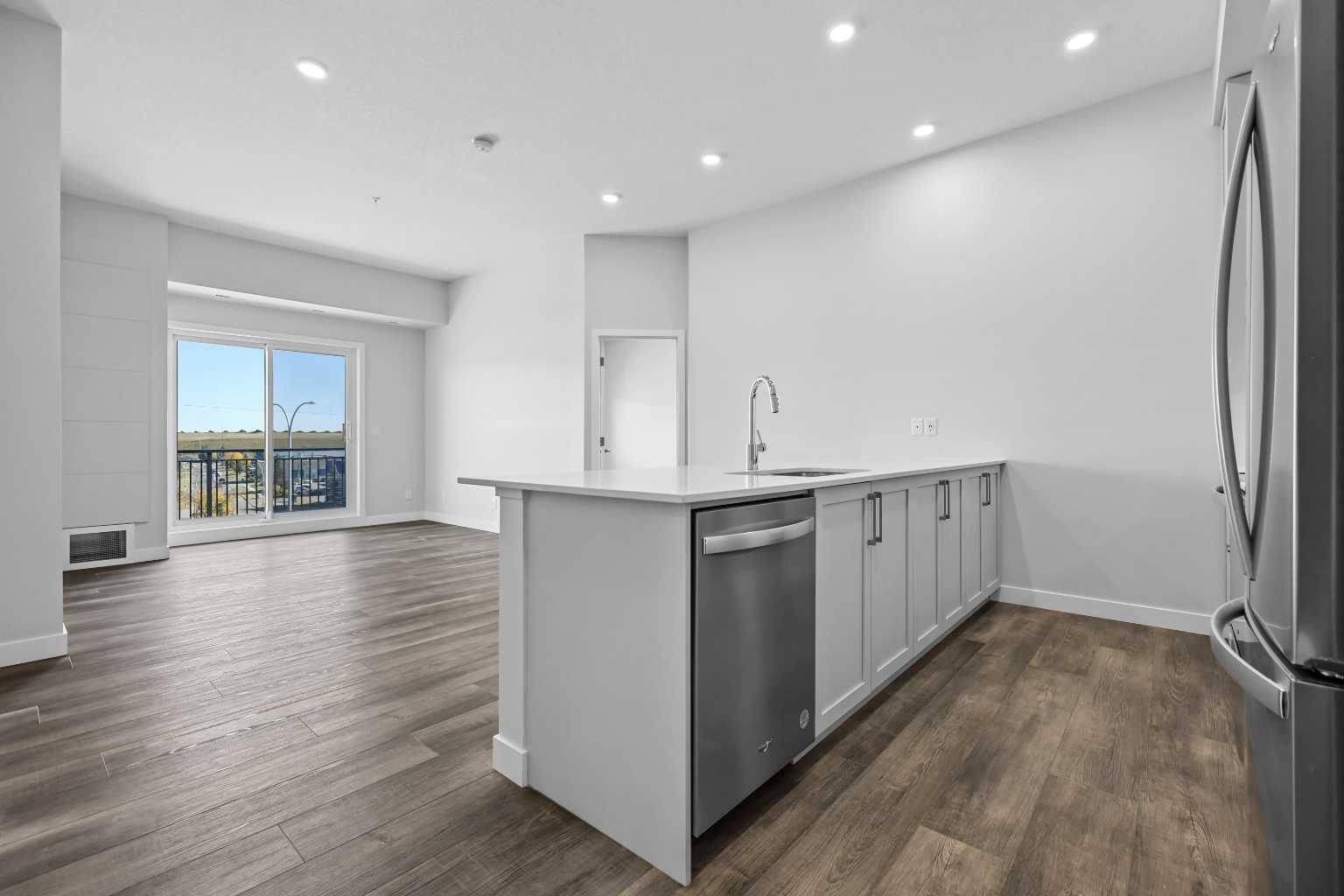 255 Les Jardins Park SE 406