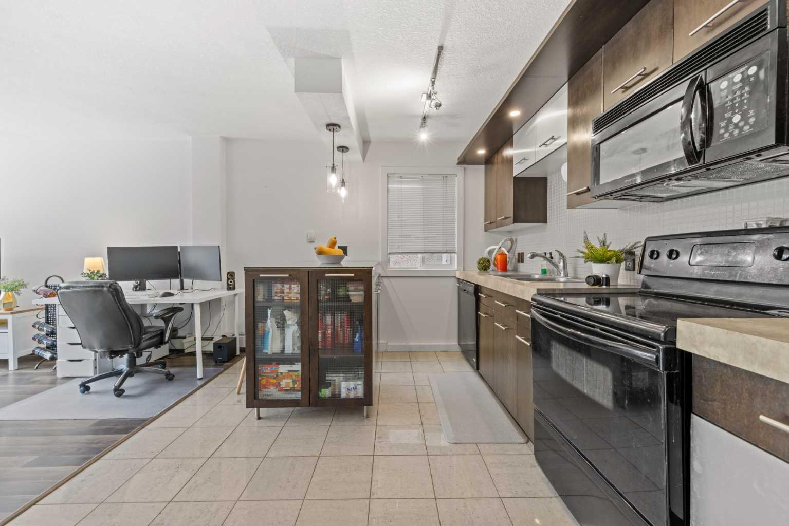 324 22 Avenue SW 309