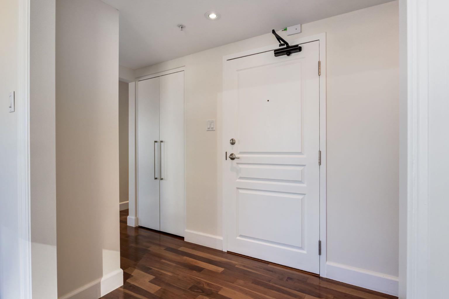 400 Eau Claire Avenue SW 8704