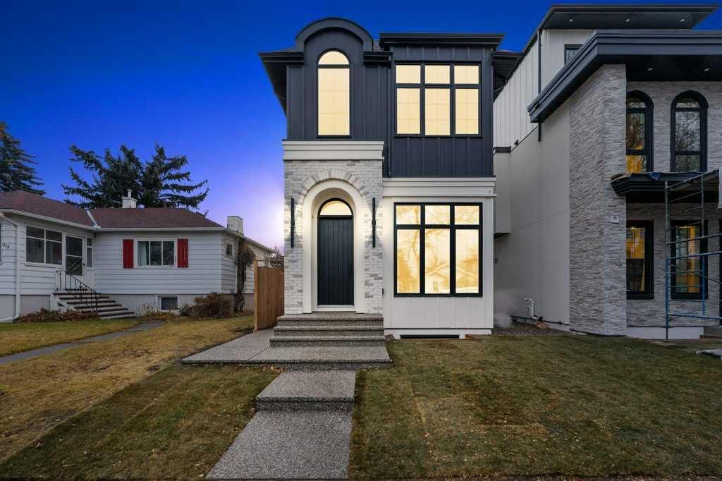Photo of 321 18 Avenue NW, Calgary, AB T2M 0T4 (MLS # A2271889)