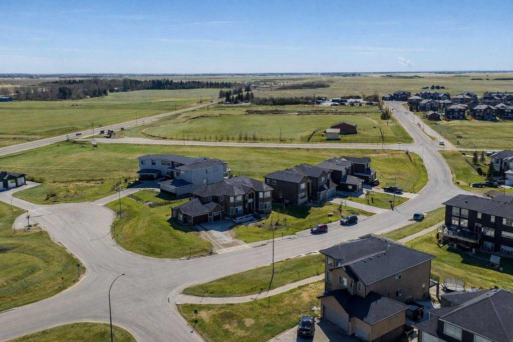 Photo of 126 Cambridge Park Way, Rural Rocky View County, AB T1Z 0A2 (MLS # A2316380)