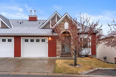 116 Tucker Circle Okotoks AB T1S 2J8