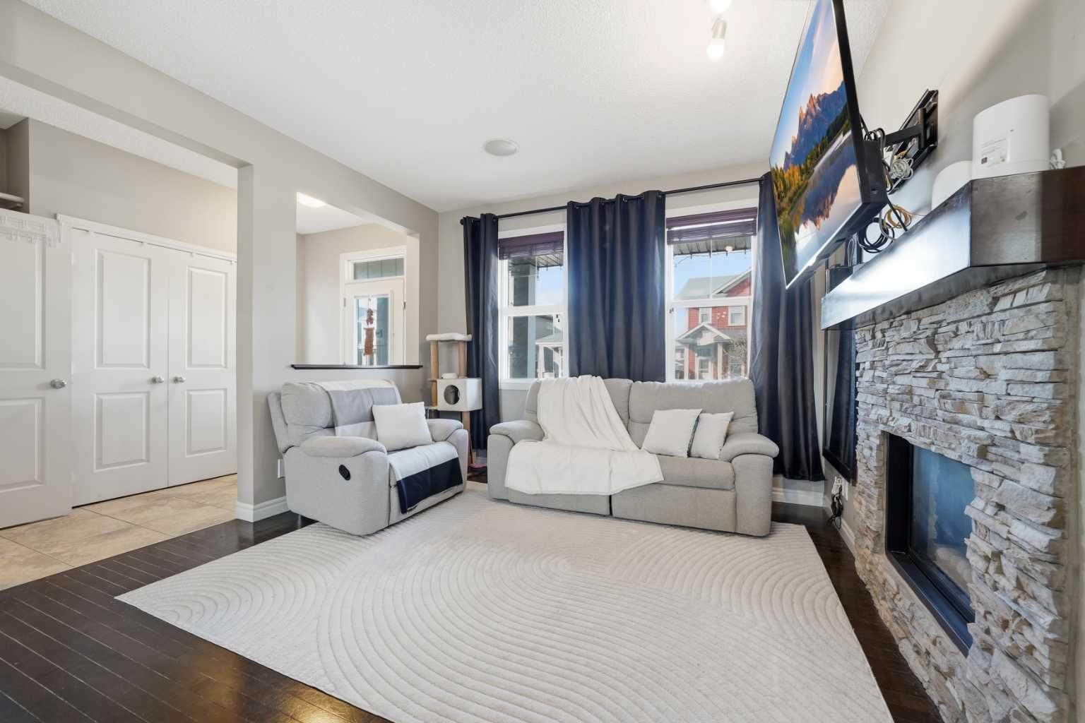 67 Evanspark Road NW