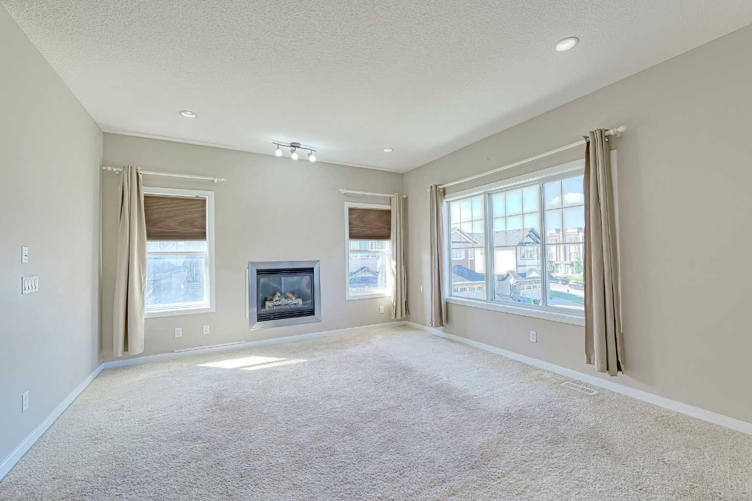4 Kincora Mews NW