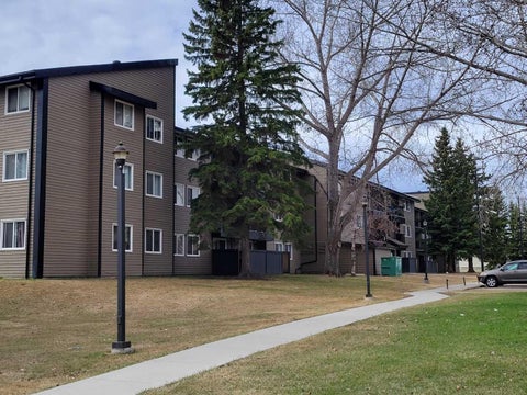 Photo of 5611 9 Avenue Ave #312B, Edson, AB T7E 1R5 (MLS # A2269618)