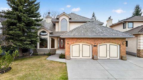 Photo of 935 Shawnee Drive SW, Calgary, AB T2Y 2G9 (MLS # A2314560)