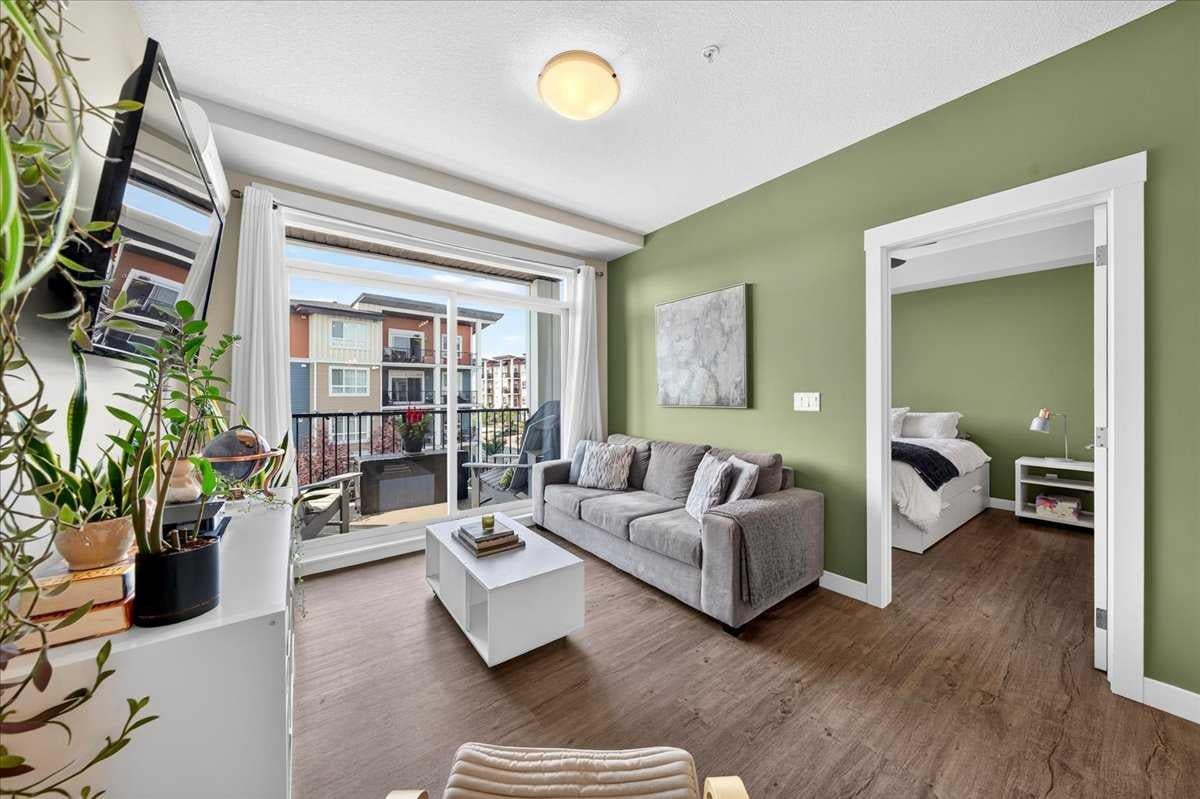 10 Walgrove Walk SE 310