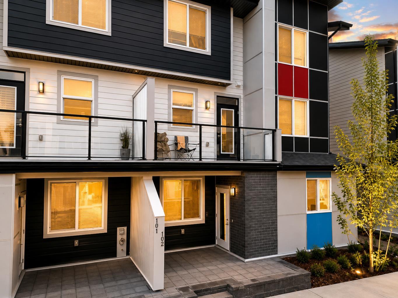 130 Redstone NE 102