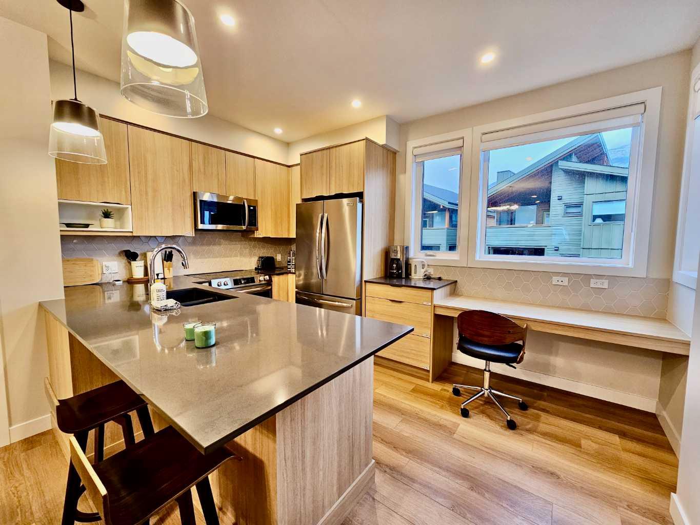 209 Stewart Creek Rise 202I
