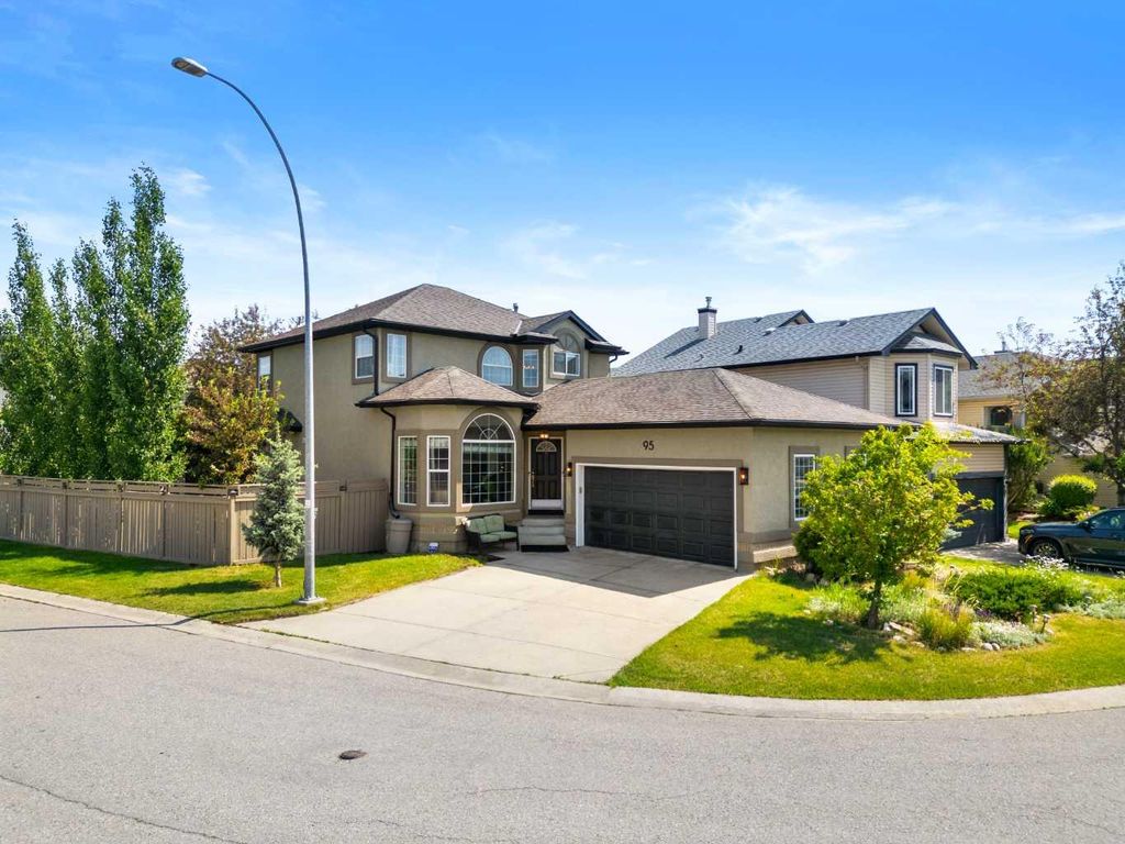 Photo of 95 Sierra Nevada Green SW, Calgary, AB T3H 3R2 (MLS # A2258878)
