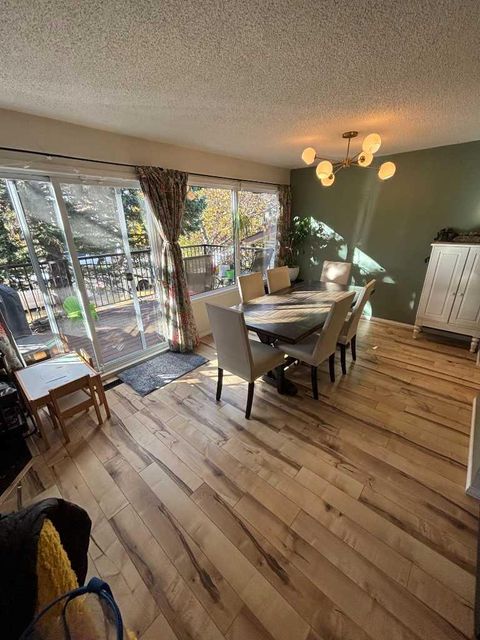 3741 Cedarille Drive SW Calgary AB T2W 3J5