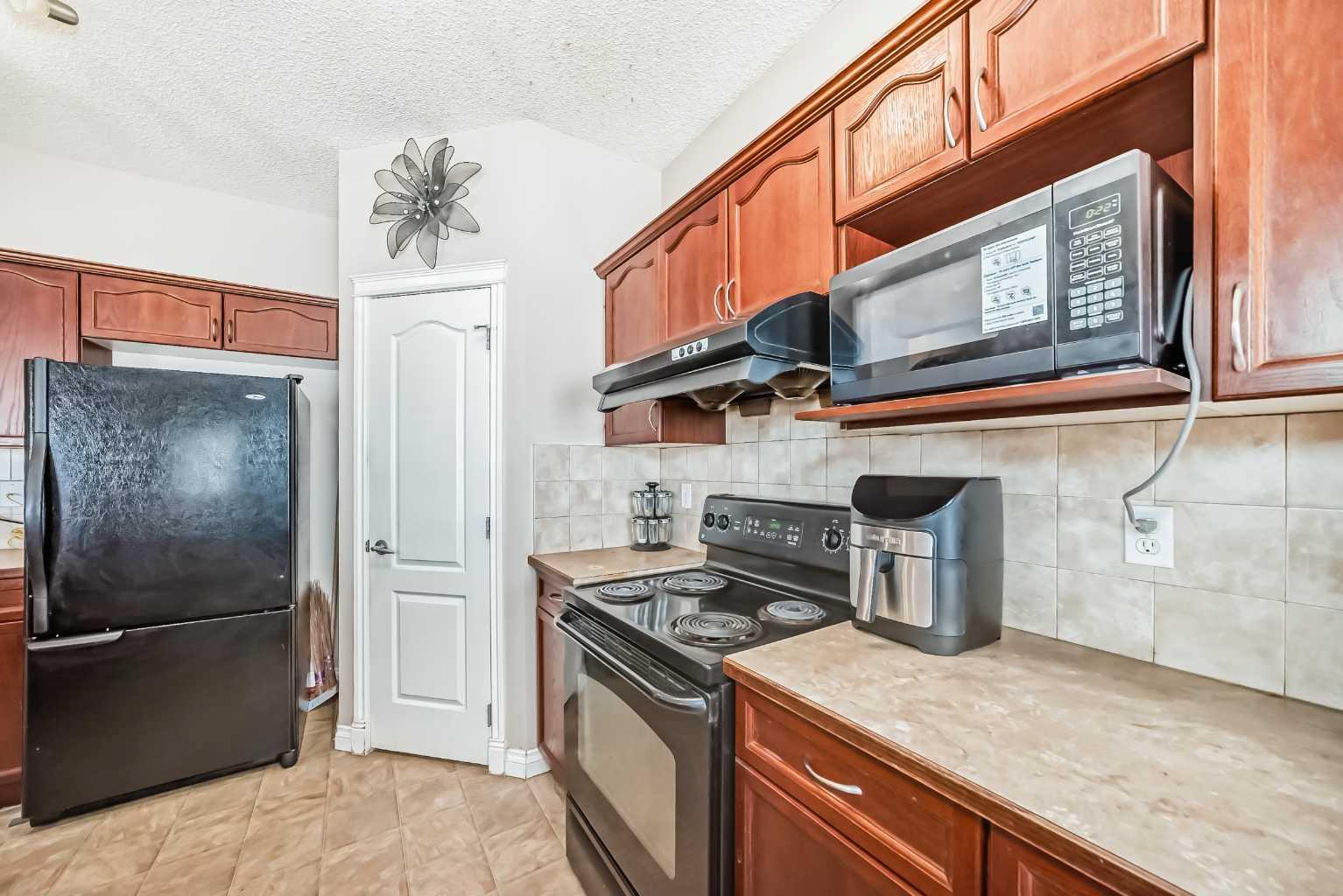 292 Taralake Terrace NE