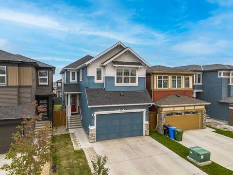 34 Belmont Crescent SW Calgary AB T2X 4N5