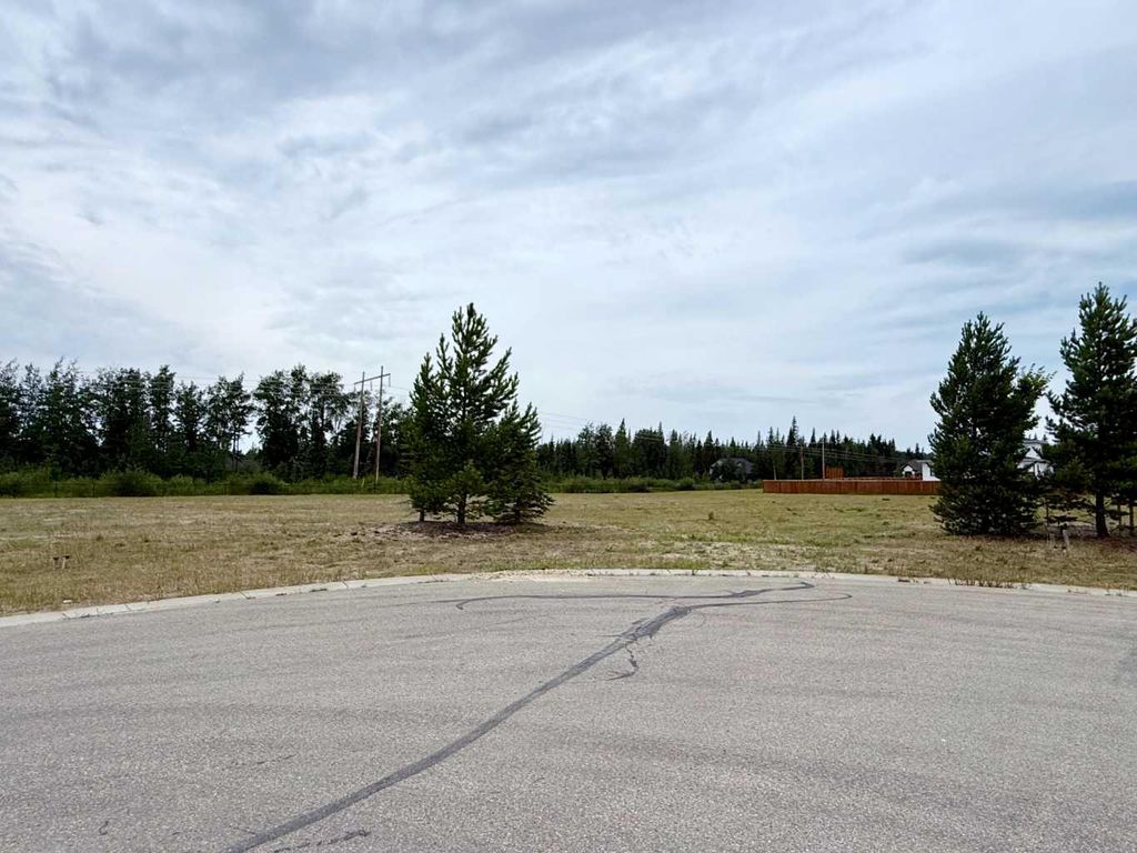 Photo of 7956 Creekside Drive, Rural Grande Prairie No. 1, County of, AB T8W 0H3 (MLS # A2048916)
