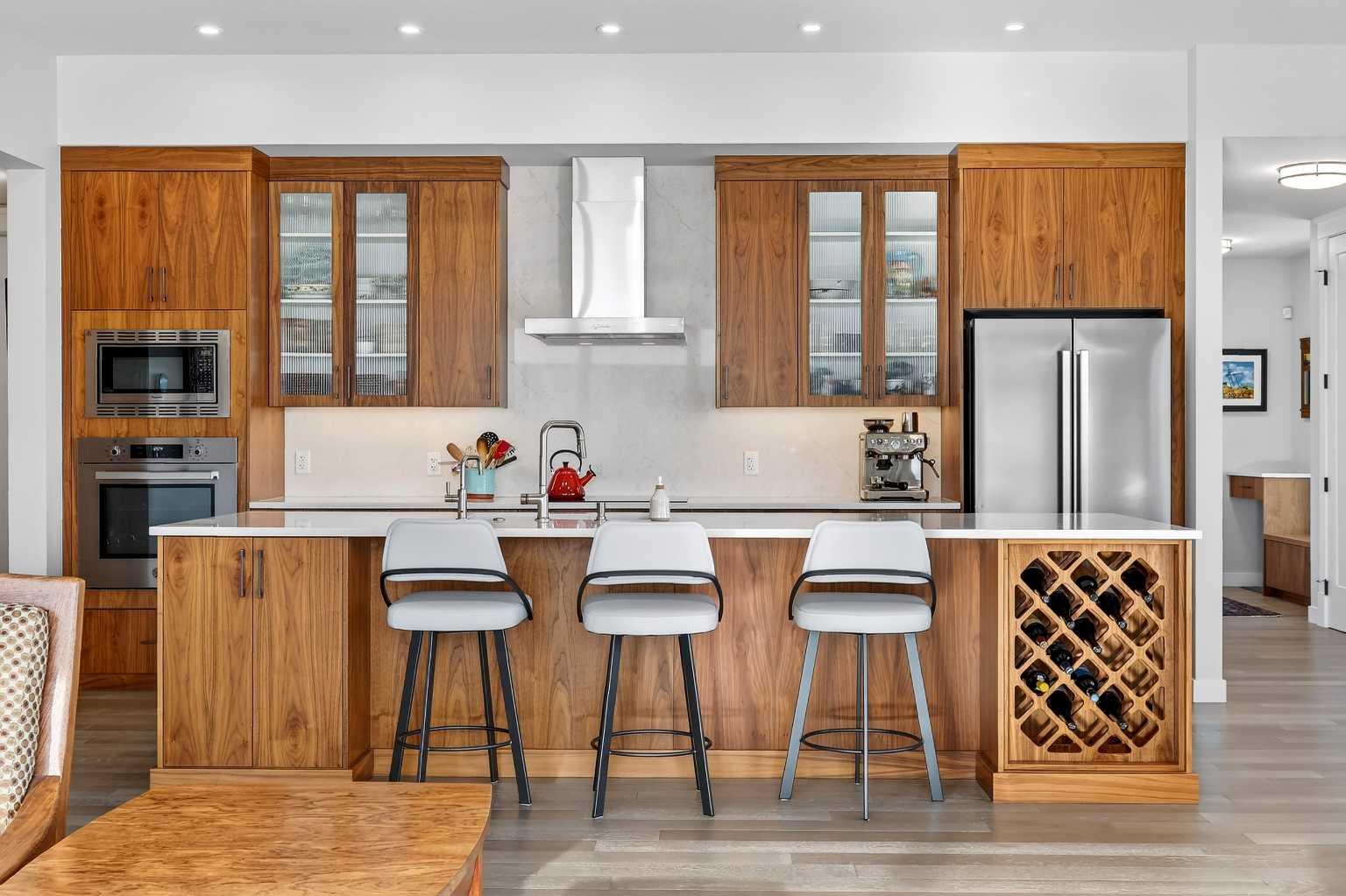 21 Lebel Crescent NW 402