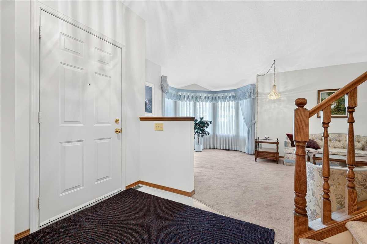 105 Christie Knoll Heights SW