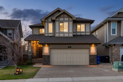 Photo of 39 Cranbrook Crescent SE, Calgary, AB T3M 0W9 (MLS # A2304648)
