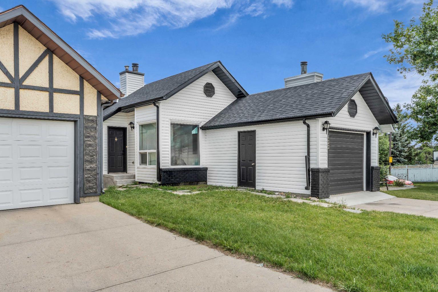 122 Sandstone Drive NW